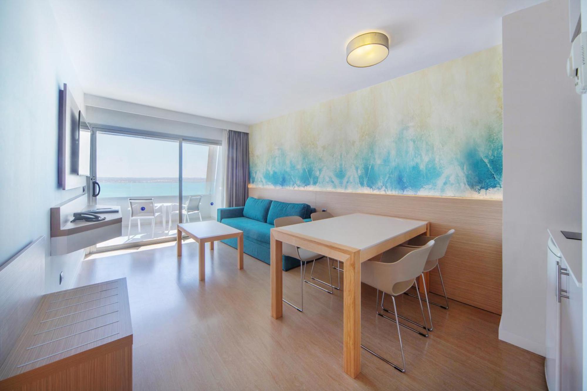 Aparthotel Fontanellas Playa 4*