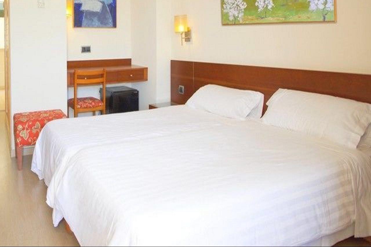 Fontanellas Playa Aparthotel